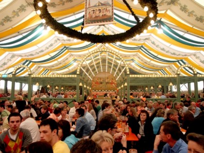 照片: Weihnachtspyramide Landshut